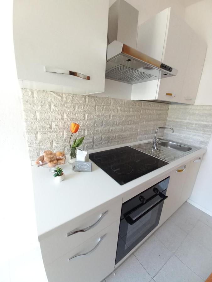Sisters Apartment Альгеро Экстерьер фото